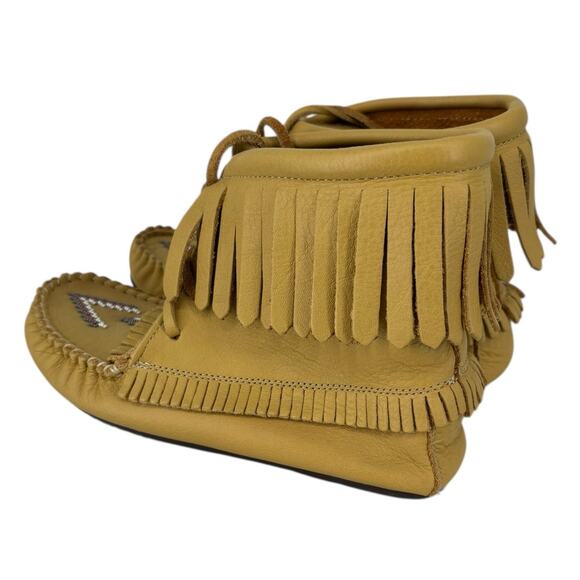 Manitobah Mukluks Harvester Moccasin Nubuck Booties Fringe Womens Size 8 - Picture 4 of 10